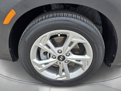 Certified 2023 Hyundai Kona SEL w/ Convenience Package image 9