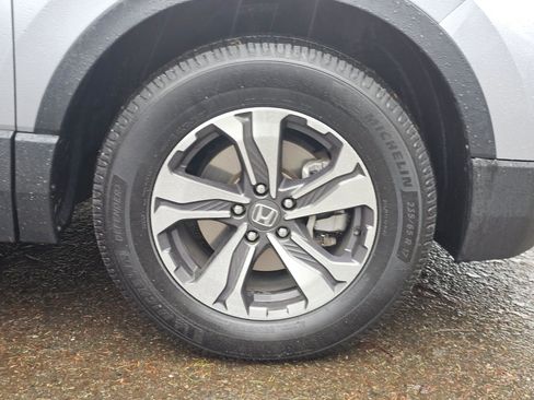 Used 2018 Honda CR-V LX image 9