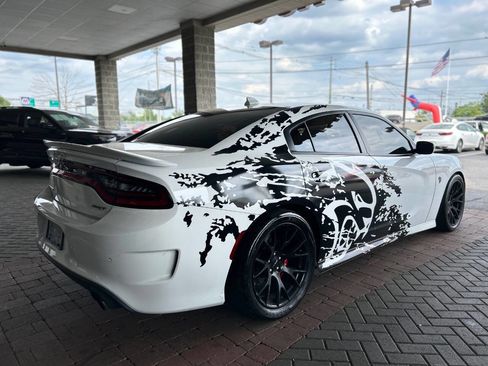 Used 2016 Dodge Charger SRT Hellcat w/ Harman/Kardon Audio Group RWD image 12