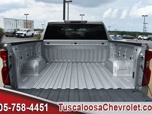 Certified 2022 Chevrolet Silverado 1500 RST w/ Safety Package AWD/4WD image 9