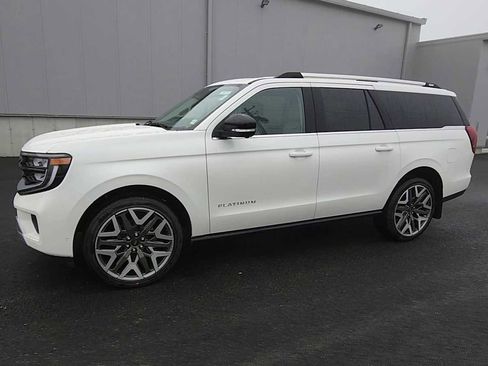 New 2025 Ford Expedition Max Platinum w/ Platinum Ultimate Package image 4