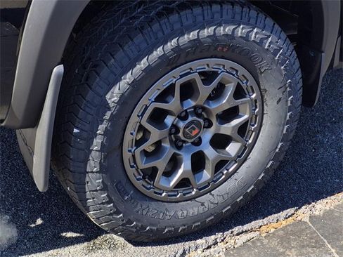 New 2026 Nissan Frontier PRO-4X w/ Pro Premium Package image 5