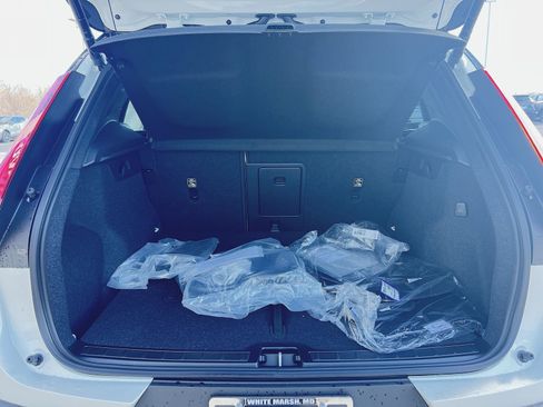 New 2026 Volvo EX40 Plus w/ Climate Package image 26