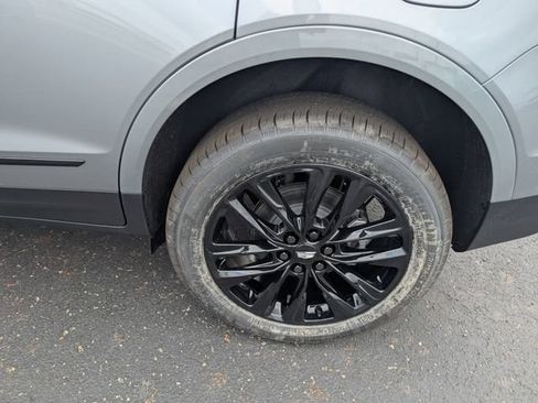 New 2026 Cadillac XT5 Luxury w/ LPO, ONYX Package AWD/4WD image 23