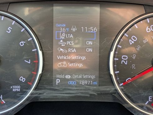 Used 2021 Toyota RAV4 LE image 26