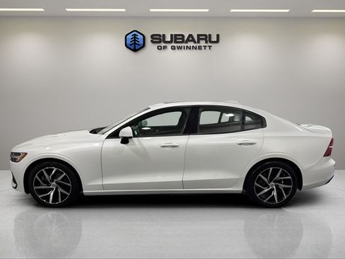 Used 2020 Volvo S60 T5 Momentum w/ Protection Package Premier FWD image 2