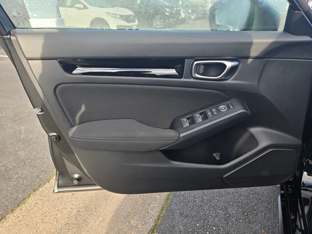 Used 2026 Honda Civic Sport image 22