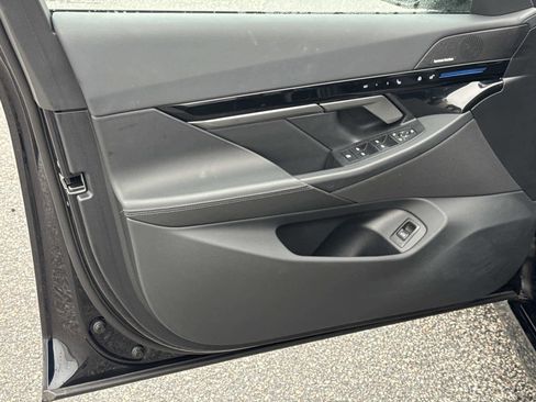 Used 2024 BMW 530i xDrive 530i xDrive w/ M Sport Package image 26