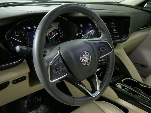 Used 2022 Buick Envision Avenir w/ Technology Package II image 12