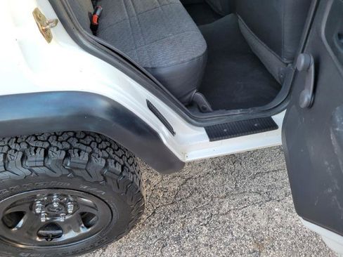 Used 2000 Jeep Cherokee SE image 25