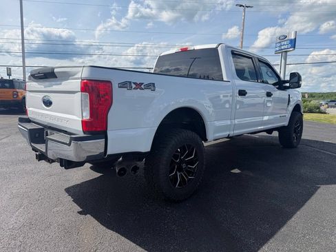 Used 2018 Ford F250 XLT AWD/4WD image 6