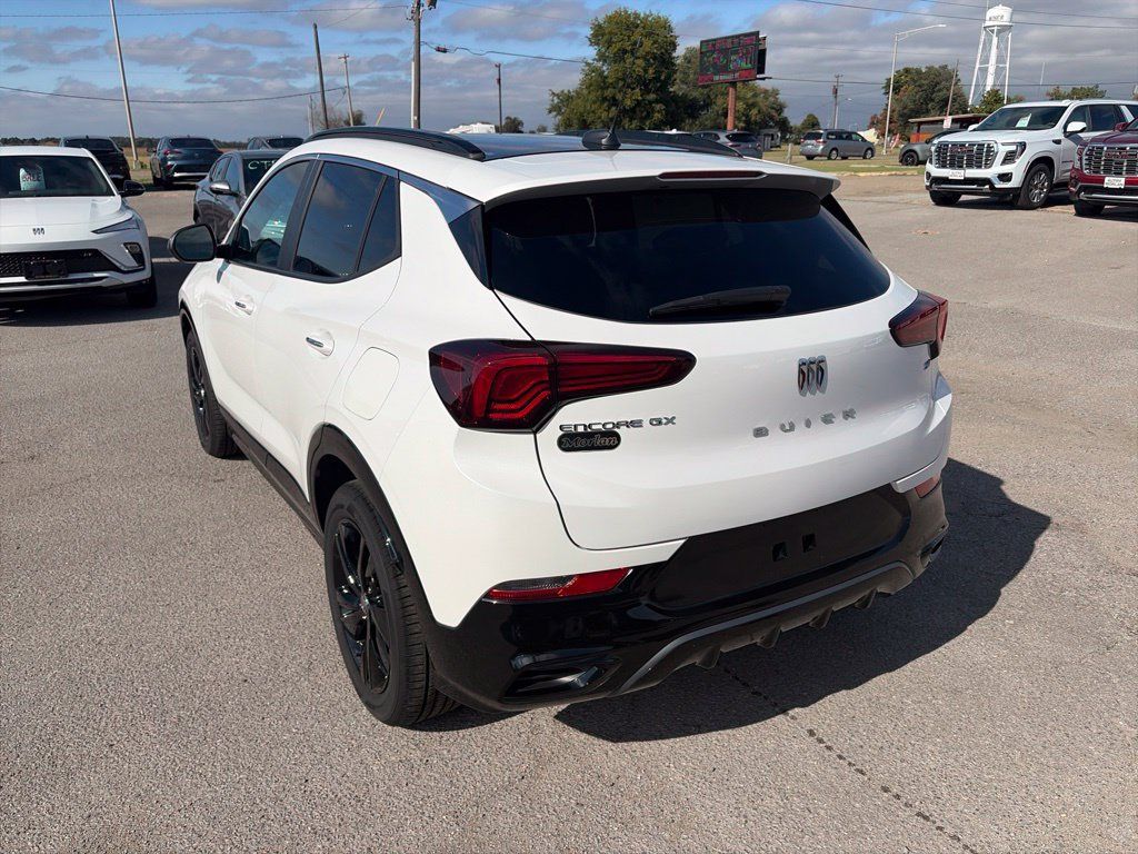 Used 2024 Buick Encore GX Sport Touring FWD image 4
