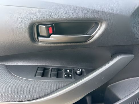 Used 2025 Toyota Corolla LE image 22