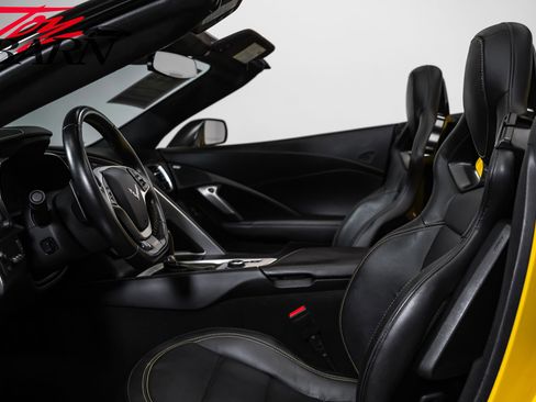 Used 2016 Chevrolet Corvette Z06 w/ 3LZ Preferred Equipment Group RWD image 38