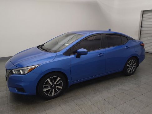 Used 2020 Nissan Versa SV FWD image 2
