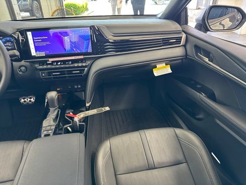 Used 2026 Toyota Camry XSE FWD image 44
