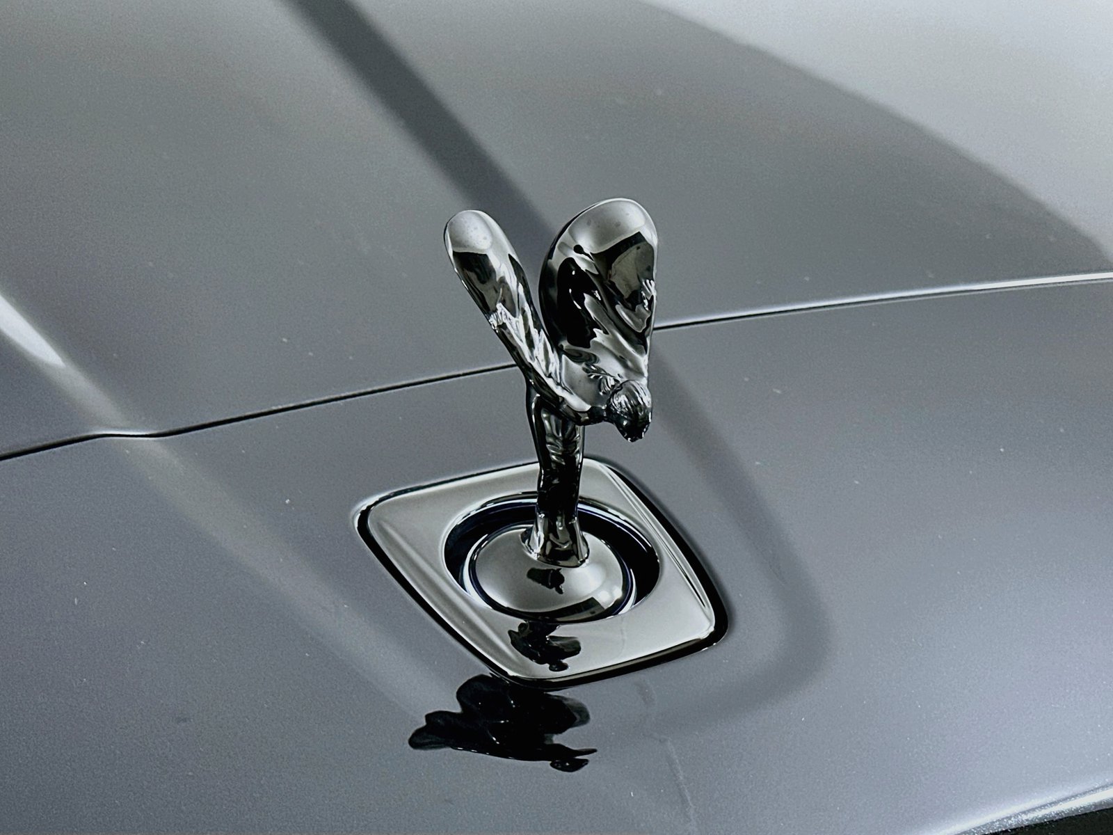 Used 2026 Rolls-Royce Cullinan Black Badge AWD/4WD image 56