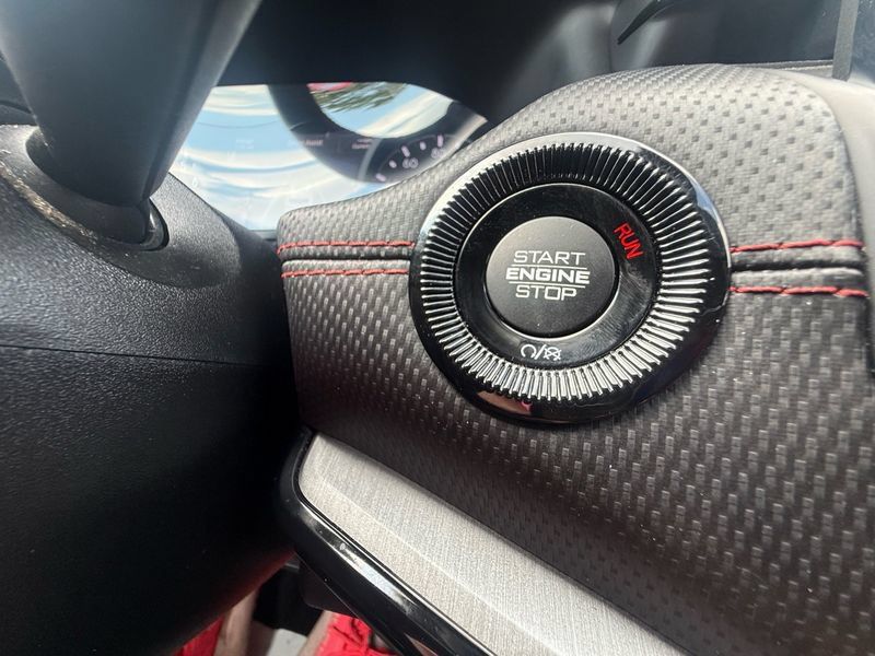 Used 2025 Jeep Compass Trailhawk AWD/4WD image 44
