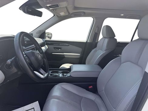 Used 2023 Honda Pilot Touring image 20