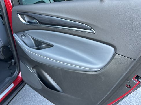 Used 2024 Buick Enclave Premium image 20