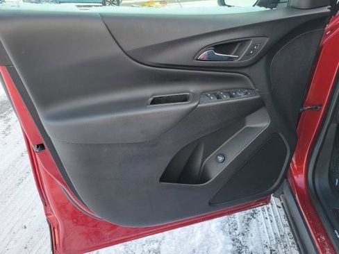 Used 2024 Chevrolet Equinox LT image 5