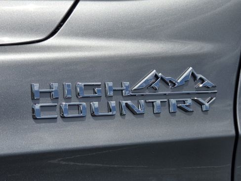New 2026 Chevrolet Tahoe High Country AWD/4WD image 5