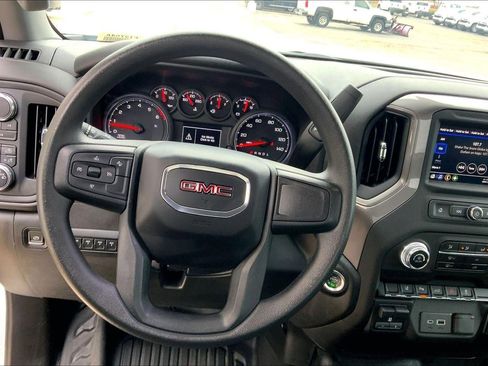 Used 2024 GMC Sierra 2500 Pro w/ 1SA Pro Safety Plus Package image 5