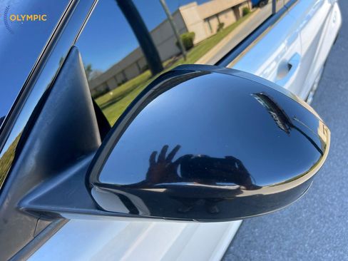 Used 2016 Land Rover Range Rover Evoque SE Premium image 18