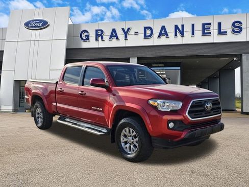 Used 2019 Toyota Tacoma SR5 image 1