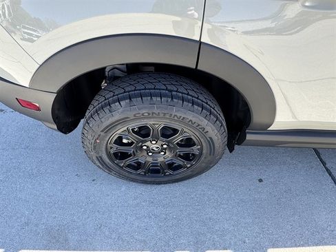 New 2025 Ford Bronco Sport Badlands image 3