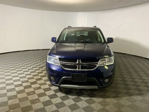 Used 2017 Dodge Journey SXT w/ Comfort/Convenience Group image 3