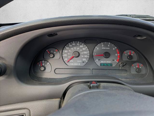 Used 2001 Ford Mustang Convertible RWD image 11