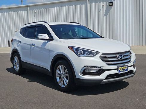 Used 2018 Hyundai Santa Fe Sport 2.0T FWD image 3