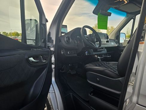 New 2024 Mercedes-Benz Sprinter 3500 image 16