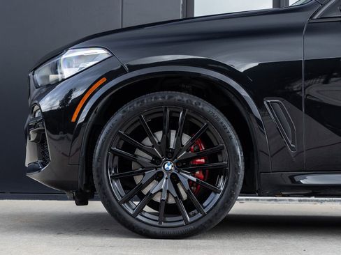 Used 2021 BMW X5 sDrive40i w/ M Sport Package image 11