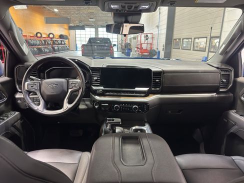 Used 2022 Chevrolet Silverado 1500 RST w/ Convenience Package II image 15