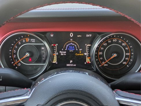 Used 2023 Jeep Gladiator Rubicon w/ LED Lighting Group AWD/4WD image 29