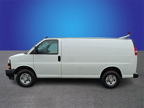 Used 2021 Chevrolet Express 2500 Work Van w/ Driver Convenience Package image 7