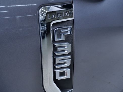 Used 2021 Ford F350 Lariat w/ Lariat Ultimate Package AWD/4WD image 12
