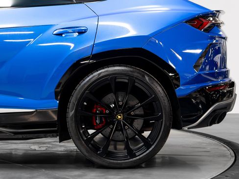 Used 2019 Lamborghini Urus image 44