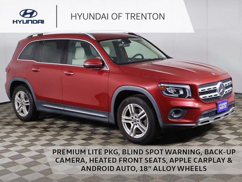Used 2022 Mercedes-Benz GLB 250 4MATIC image 1