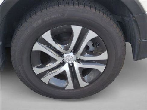Used 2017 Toyota RAV4 LE image 12