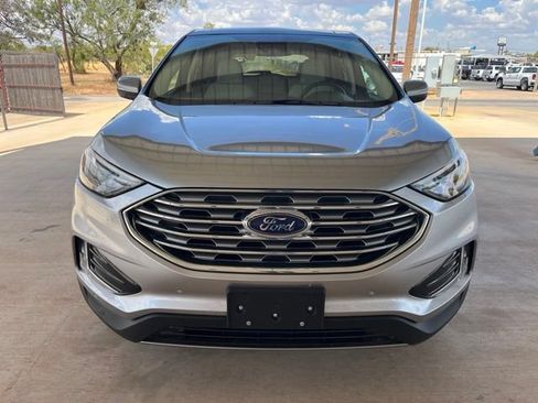 Used 2024 Ford Edge Titanium AWD/4WD image 2