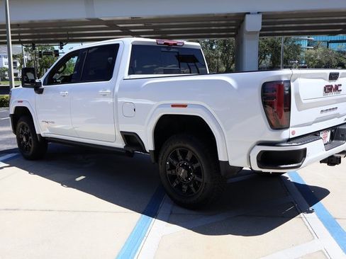 New 2026 GMC Sierra 2500 AT4 w/ AT4 Premium Plus Package image 4