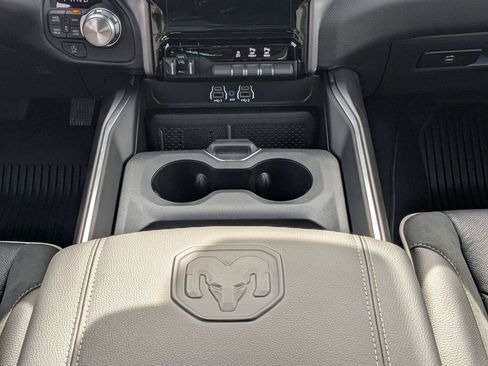 New 2026 RAM 1500 Laramie AWD/4WD image 18