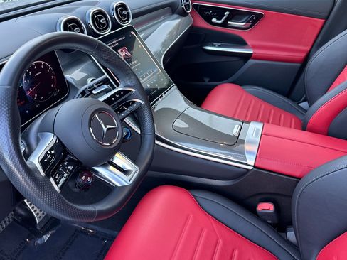 Used 2024 Mercedes-Benz GLC 43 AMG 4MATIC image 10