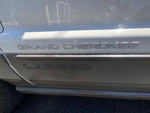 Used 2004 Jeep Grand Cherokee Laredo w/ Convenience Group AWD/4WD image 19