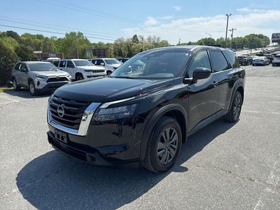 Used 2024 Nissan Pathfinder S