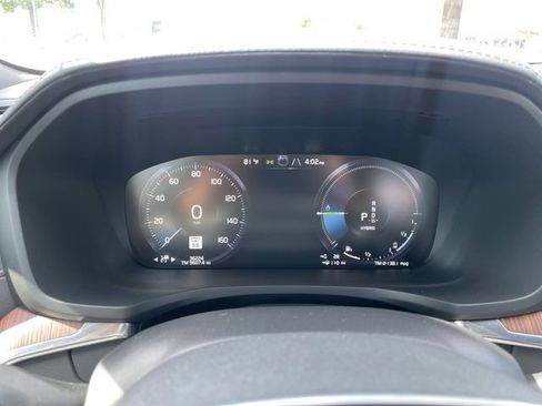 Used 2022 Volvo S60 T8 Inscription w/ Advanced Package image 6