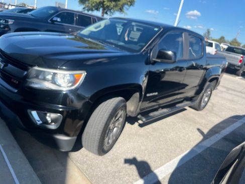 Used 2016 Chevrolet Colorado Z71 RWD image 2